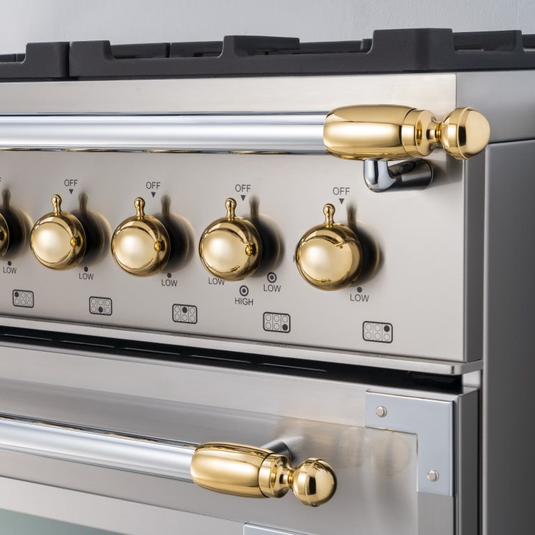 /media/immagini/14960_z_RANGE-HOOD-GOLD_1.jpg